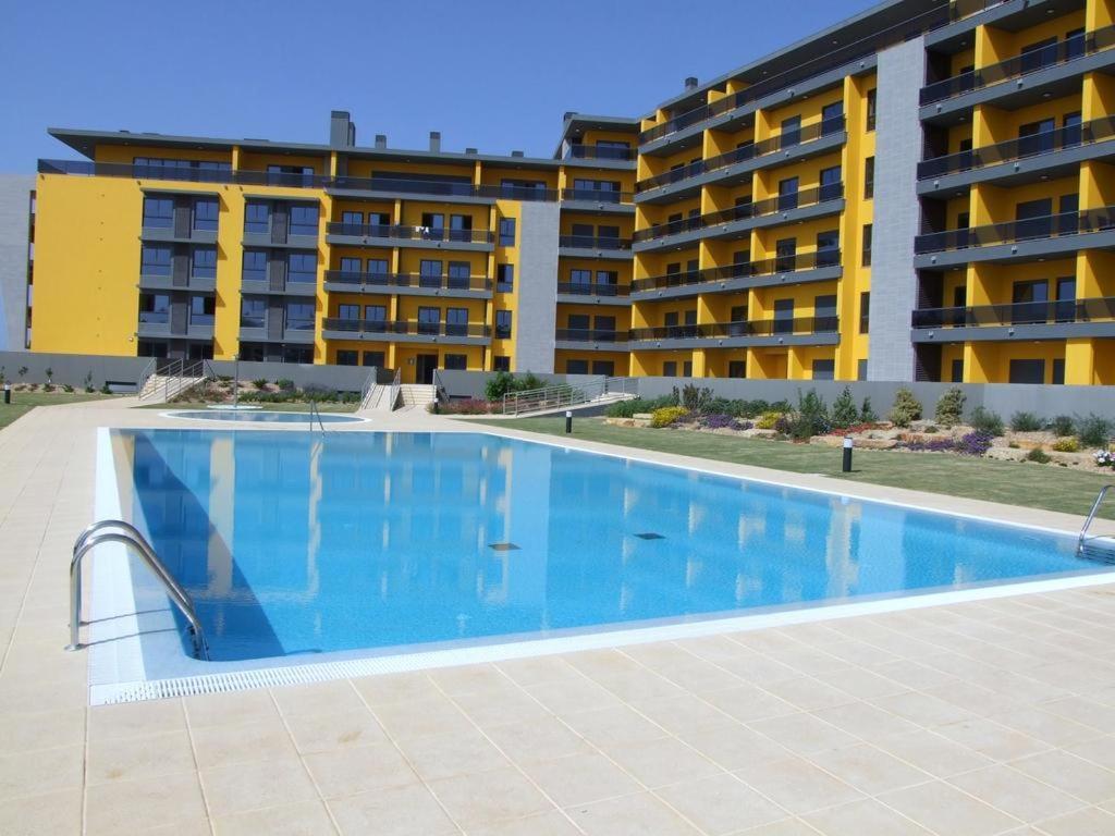 Apartment With Sea View Quarteira Exterior foto