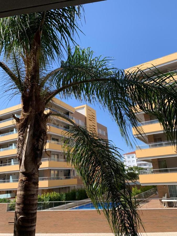 Apartment With Sea View Quarteira Exterior foto